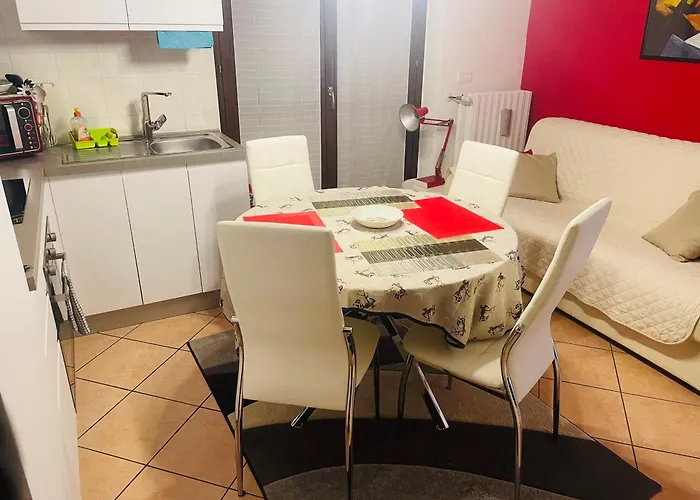 Luna كافالكاسيل